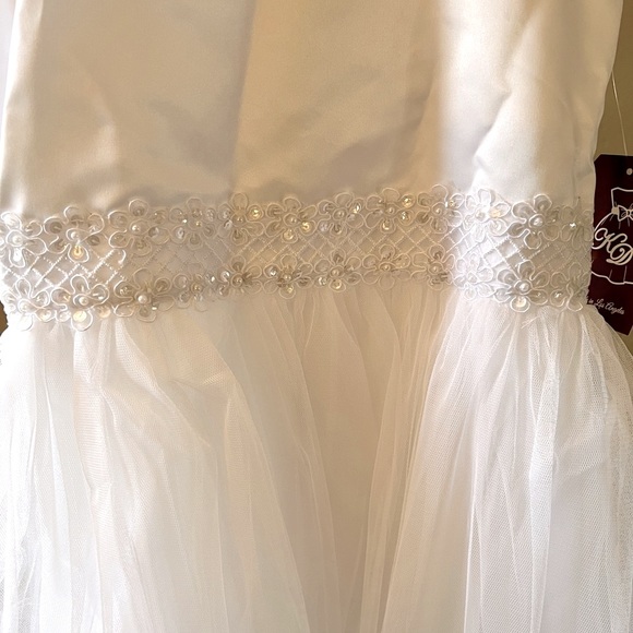 Girls First Communion Dress - Picture 2 of 4